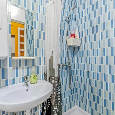 A 199m De La Playa Locos *